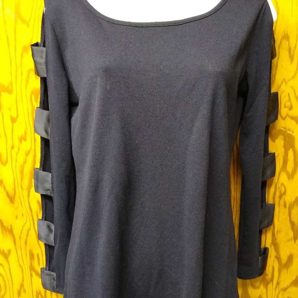 Navy Blue Love Scarlet Long Sleeve Cutout Top Small